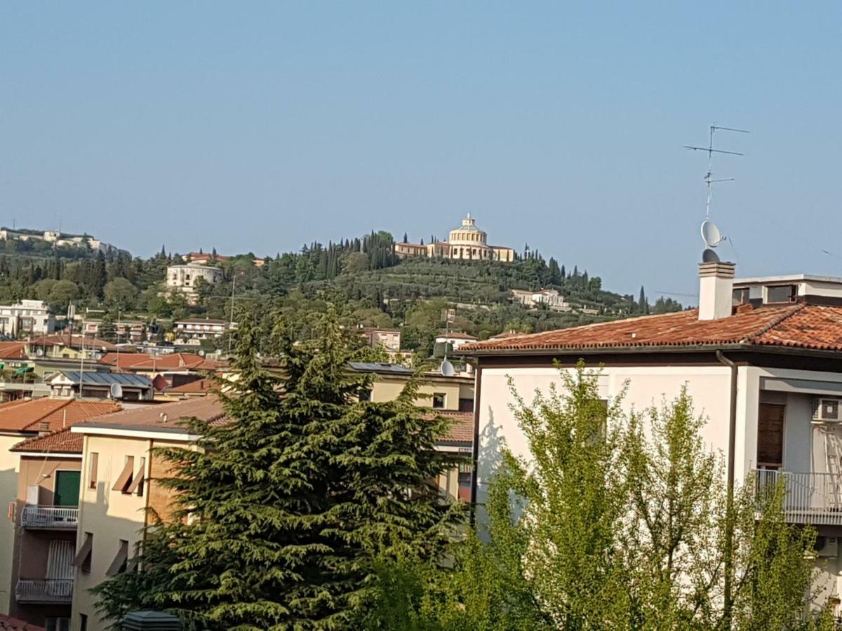 Suite Home Sophie Verona Exterior foto